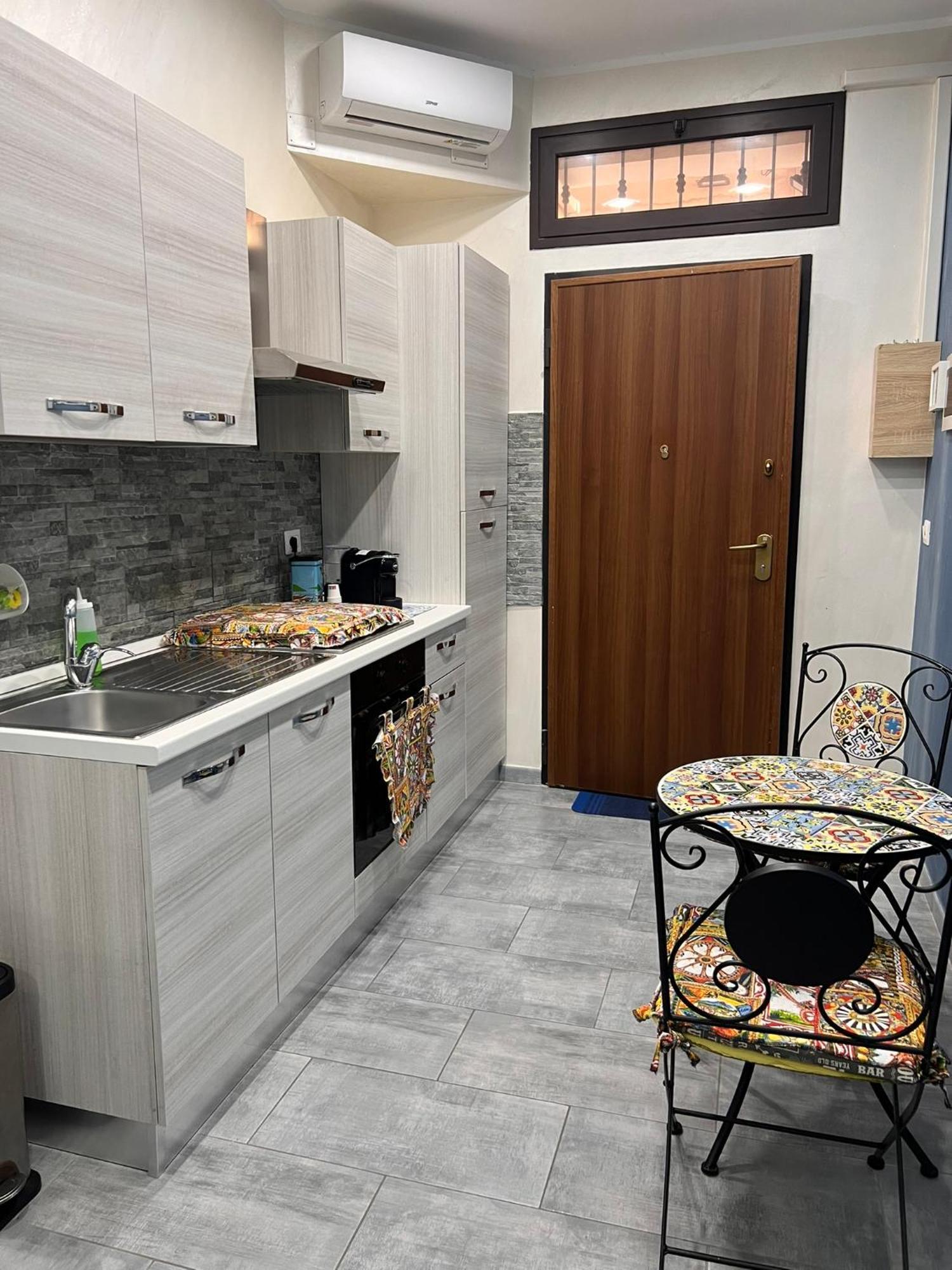 Mary House * Catania