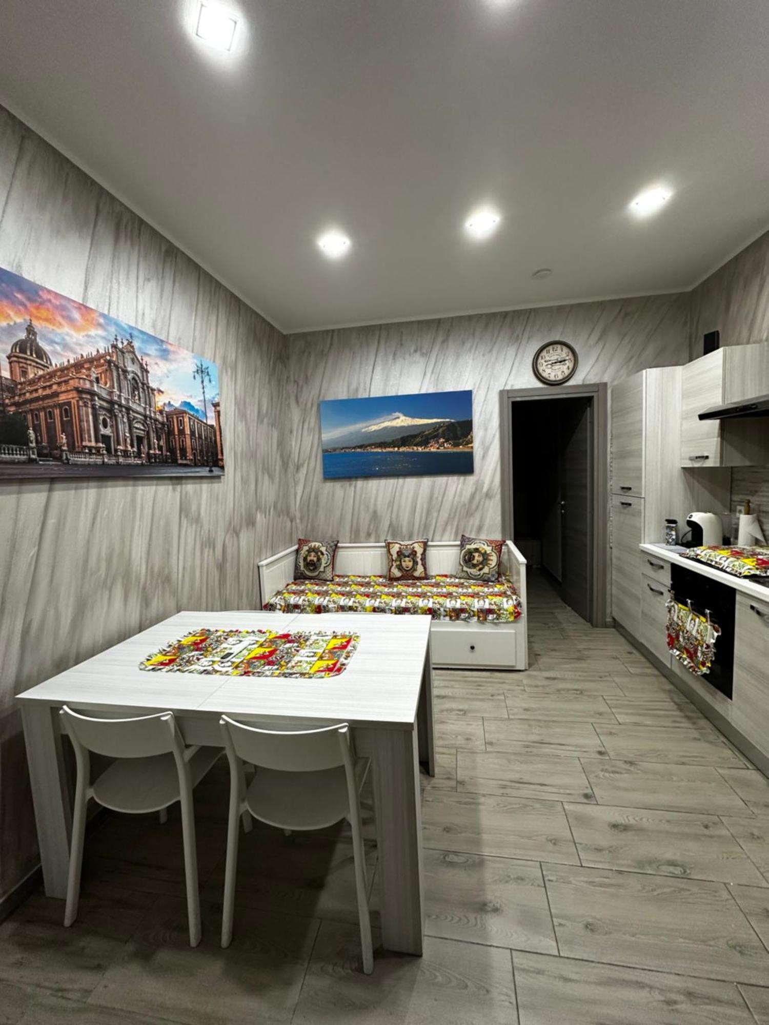 Holiday home Mary House *